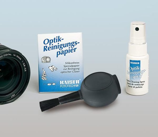 Kaiser Kit di pulizia con spray pompetta a spazzola e pannetti pulizia ottiche